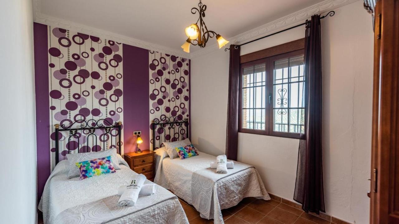 La Villa Del Lago Iznajar By Ruralidays Eksteriør billede